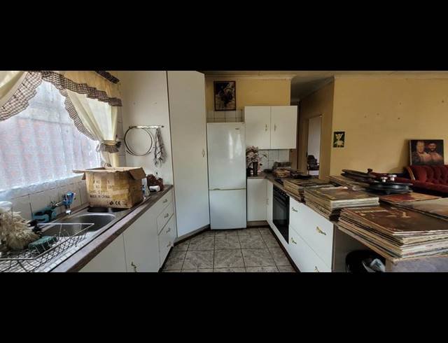 3 BEDROOM HOUSE FOR SALE IN BRACKENDOWNS